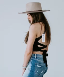 Trend Notes Margot Ribbed Knit Crop Tank Tops