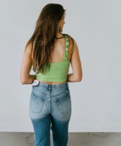 Le Lis Maelyn Ruffle Crop Top 17 Le Lis Maelyn Ruffle Crop Top