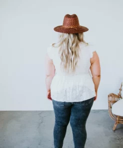 Andree By Unit Gigi Babydoll Top Curvy