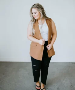 Honeypeach Making Moves Blazer Vest