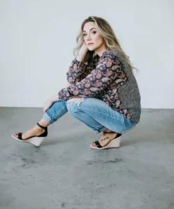 Mystree, Inc. Isla Peasant Blouse