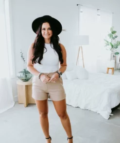 Trend Notes Rory Faux Leather Shorts Taylor & Olivia's Live Try On