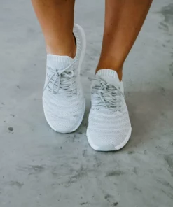 Cloudy Sneaker By Very G