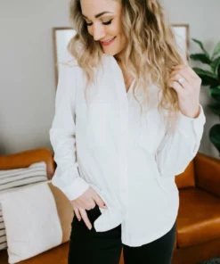 Thread & Supply Johanna Split Neck Top Laurie's Wednesday Try On 10 Thread & Supply Johanna Split Neck Top Laurie's Wednesday Try On