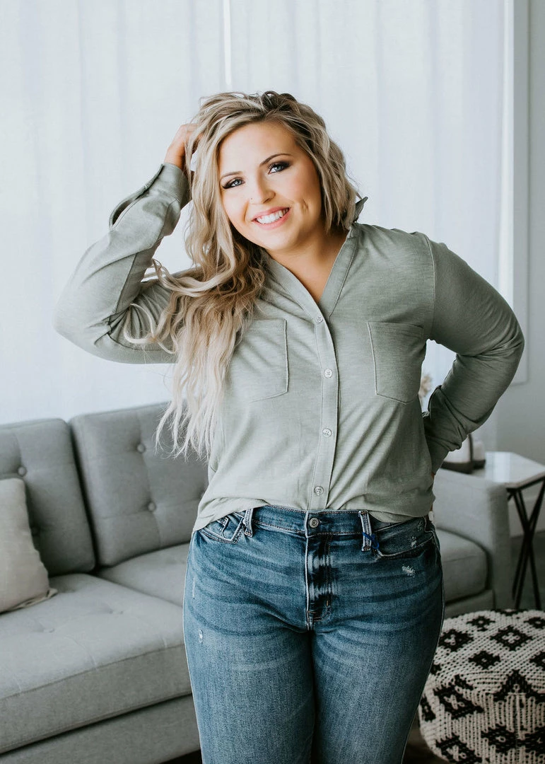 Thread & Supply Johanna Split Neck Top Laurie's Wednesday Try On 6 Thread & Supply Johanna Split Neck Top Laurie's Wednesday Try On