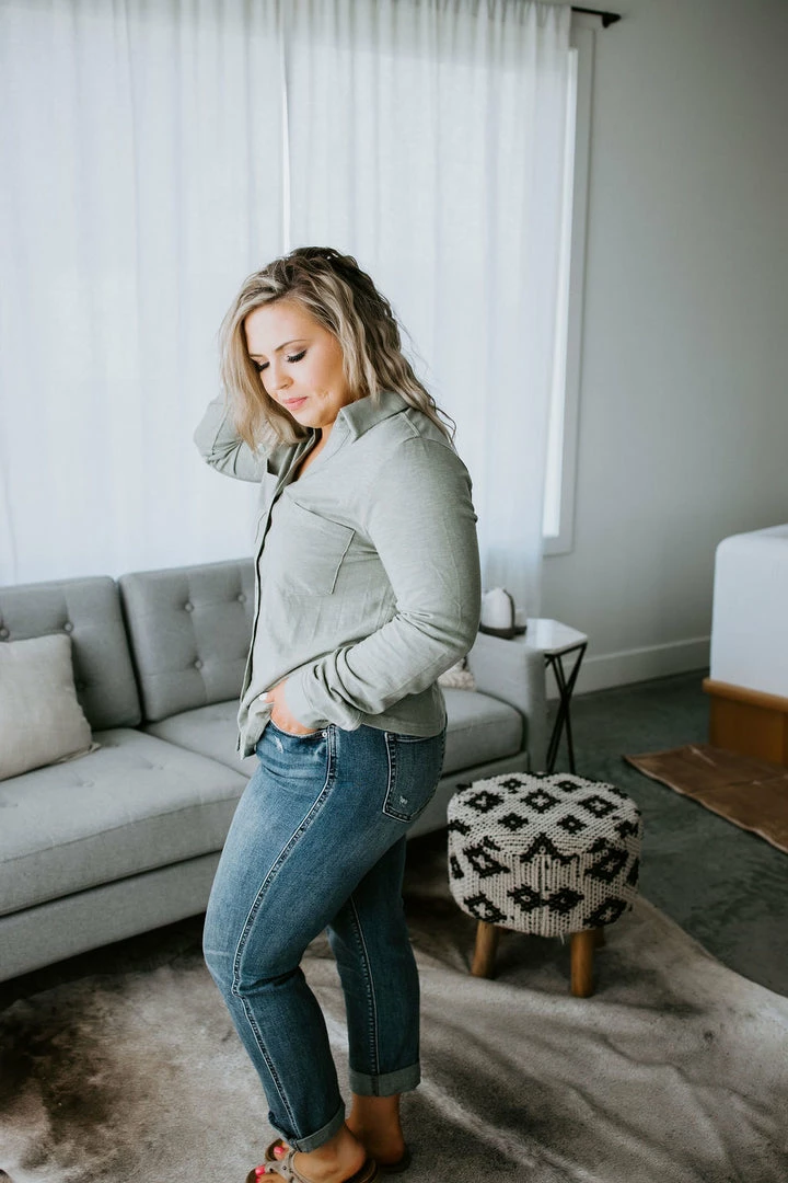 Thread & Supply Johanna Split Neck Top Laurie's Wednesday Try On 7 Thread & Supply Johanna Split Neck Top Laurie's Wednesday Try On