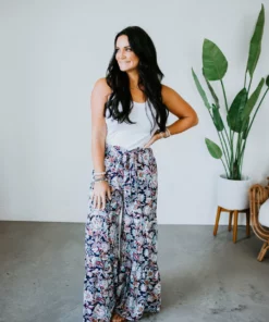 Ces Femme Bottoms Get A Bloom Wide Leg Pant