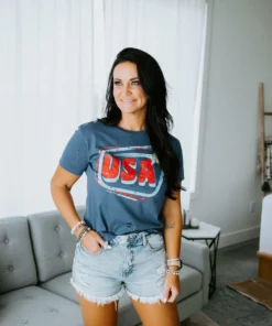 Country Deep USA Distressed Graphic Tee