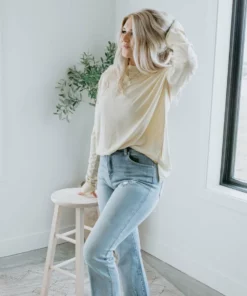 Mono B Sheilah High Low Top Curvy