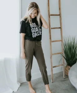 Mono B Kaleigh Active Utility Jogger Curvy