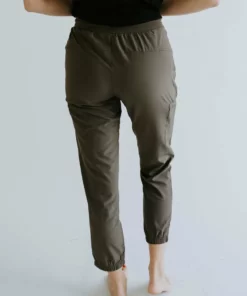 Mono B Kaleigh Active Utility Jogger Curvy