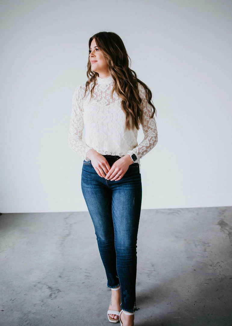 Shiying Fashion Curvy Rhiannon Lace Top And Cami Set 4 Shiying Fashion Curvy Rhiannon Lace Top And Cami Set