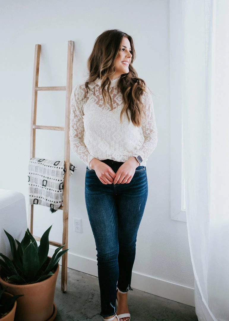 Shiying Fashion Curvy Rhiannon Lace Top And Cami Set 7 Shiying Fashion Curvy Rhiannon Lace Top And Cami Set