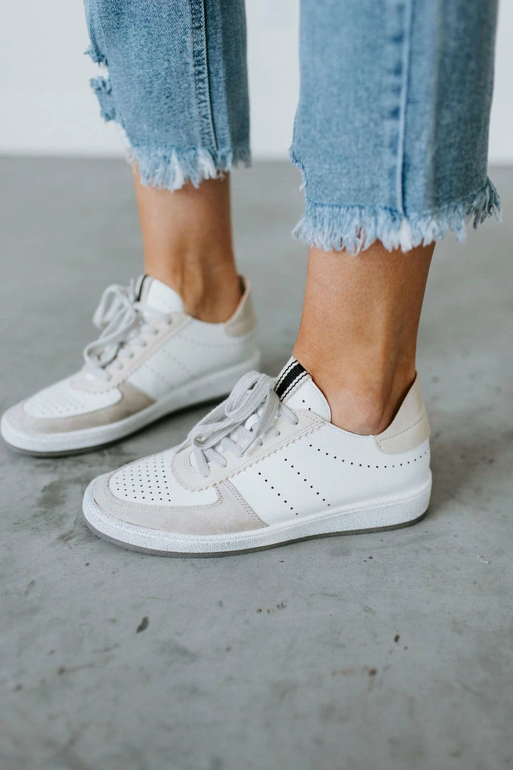 SHUSHOP Sole Mate Low Top Sneaker Shoes 3 SHUSHOP Sole Mate Low Top Sneaker Shoes