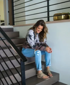 Belle & Rae Co. Ambitious