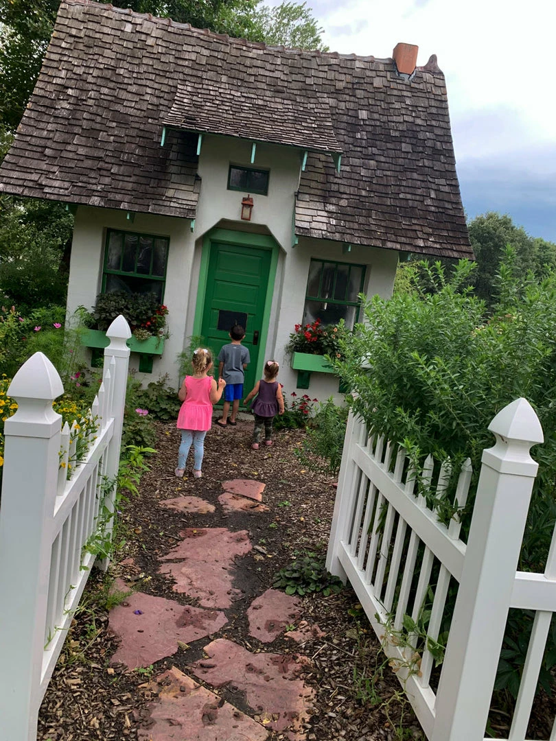 Belle & Rae Co. Mom Tog 4 Belle & Rae Co. Mom Tog