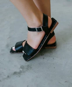 Maker's Shoes Away On Vacay Sandal Taylor & Olivia's Live Try On