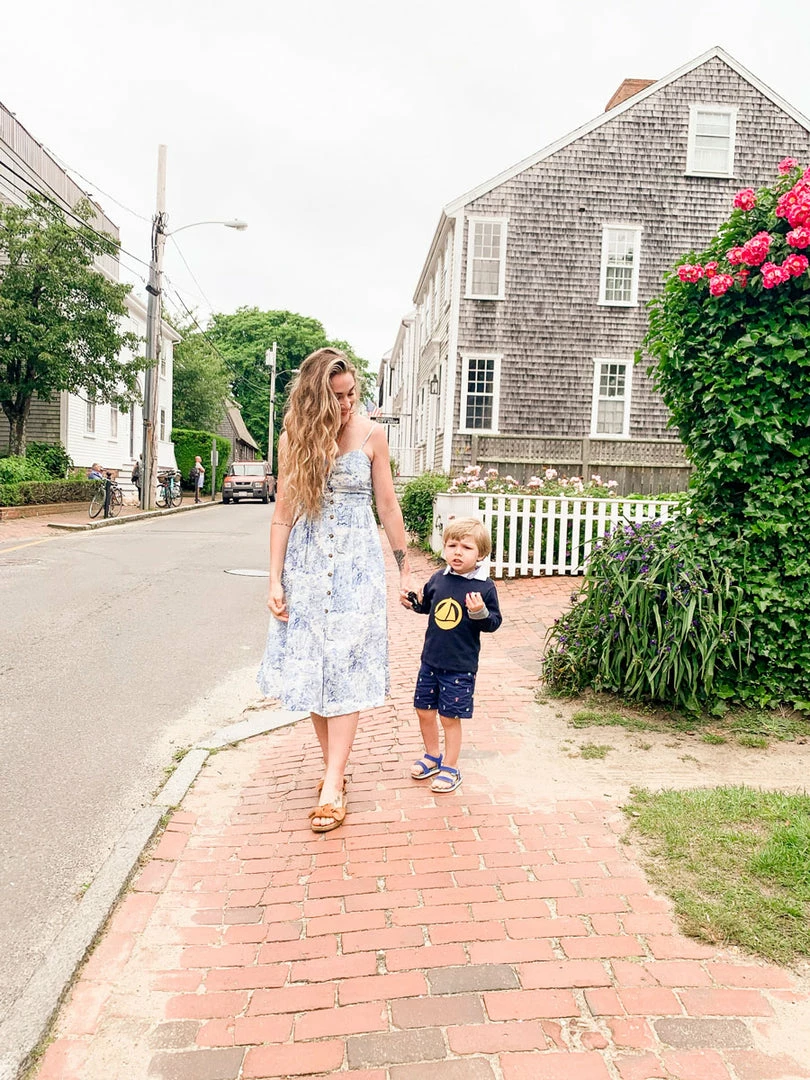 Belle & Rae Co. Mom Tog 17 Belle & Rae Co. Mom Tog